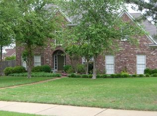 1372 Crossview Ln, Collierville, TN 38017