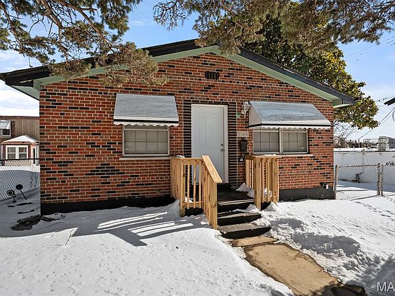 2nd image of 3566 Bamberger Ave