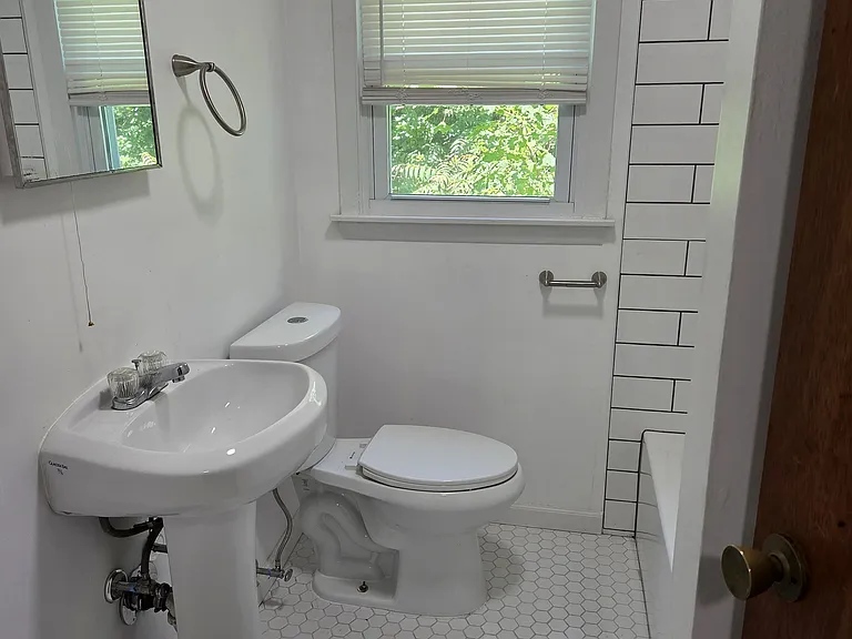 325 Mansfield St #C2 — Photo 6
