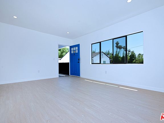 5th image of 3416 Bellevue Ave #6