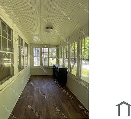 4th image of 916 Kennelworth Ave