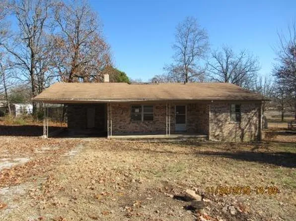 924 Elm St, Cave City, AR 72521