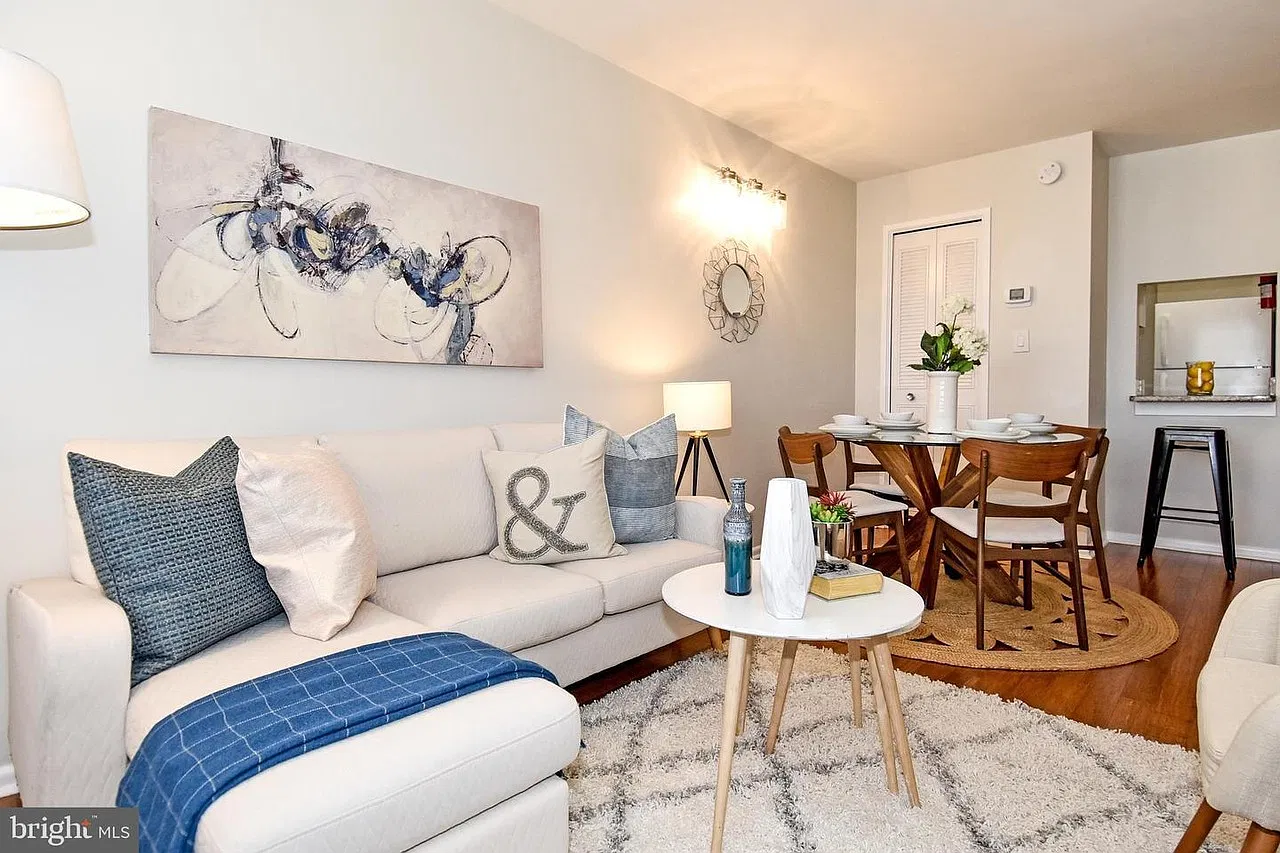1 bed, 455 sqft, $1,700 — Photo 1