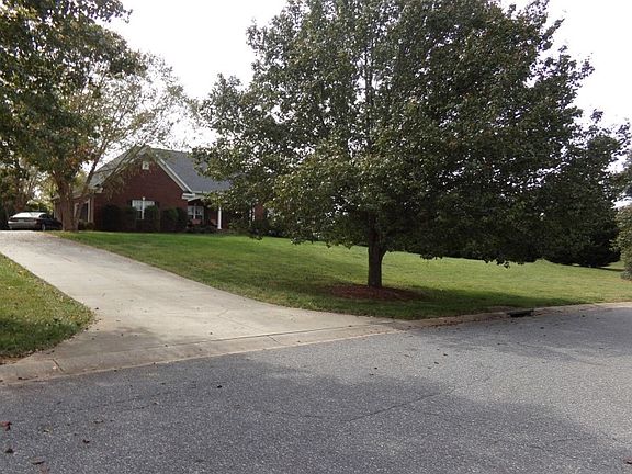 3rd image of 2108 James Way
