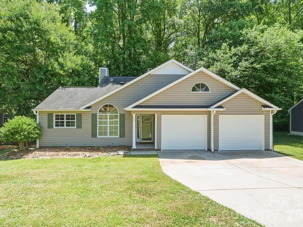 874 Rebecca Jane Dr, Mooresville, NC 28115