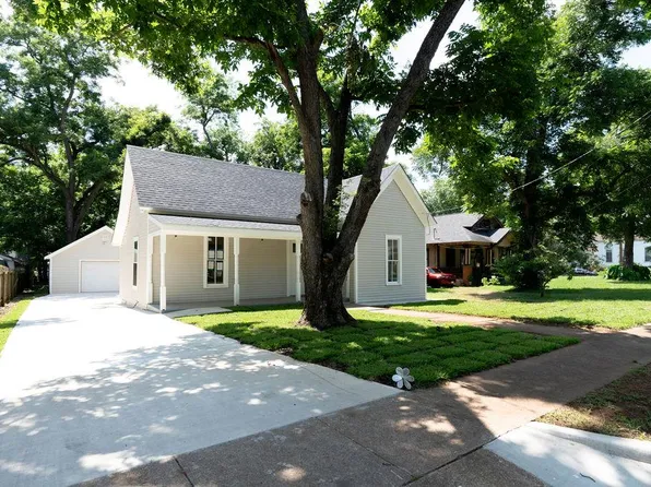 1103 N Queen St, Palestine, TX 75801