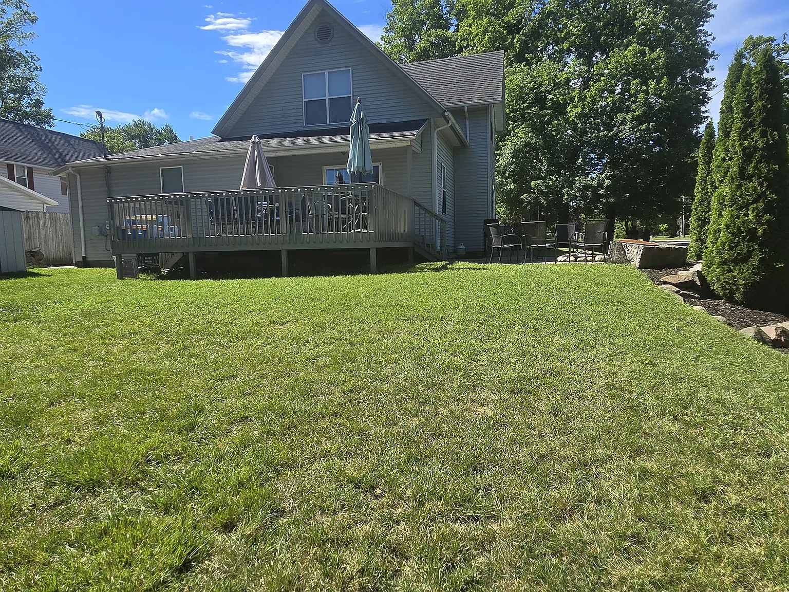4 bed, 2.5 bath, 2300 sqft, $2,150 — Photo 3