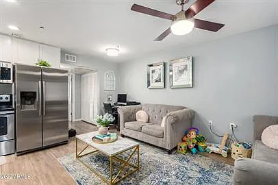 1 bed, 560 sqft, $1,260 — Photo 4