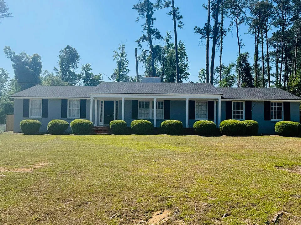 2421 Westwood Dr