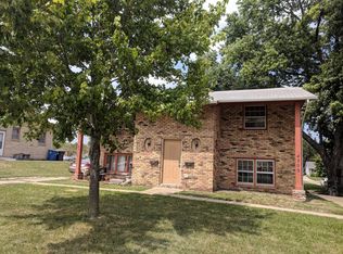 4711 Aurora Ave #4711, Des Moines, IA 50310