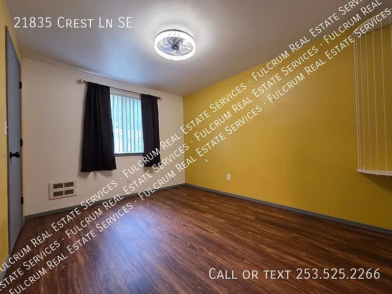 21835 Crest Ln SE — Photo 16
