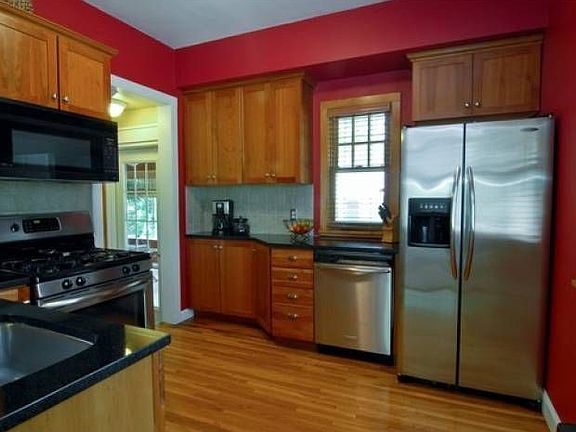 5th image of 5153 Abbott Ave S