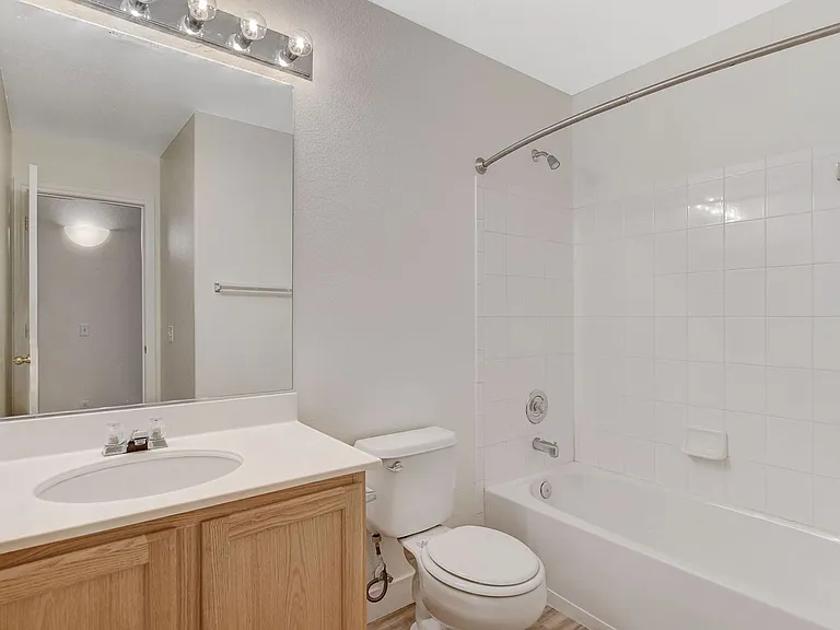 2052 Quarry Ridge St #201 — Photo 14