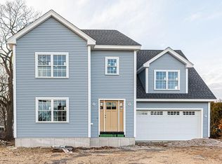 135 Montvale Rd, Woburn, MA 01801