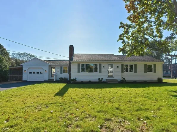 148 Marnoch Dr, Seekonk, MA 02771