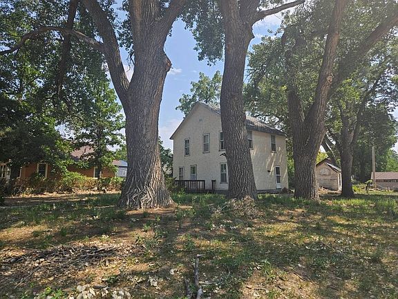 2nd image of 103 Elm St