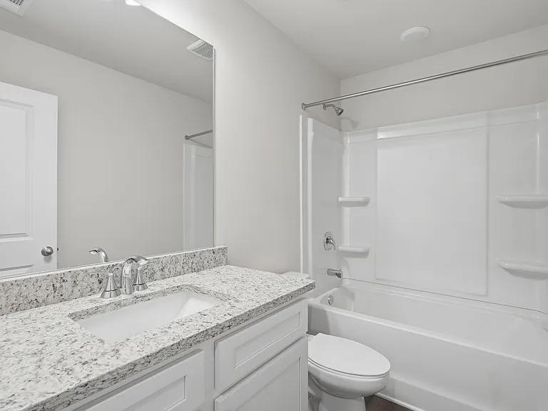 2260 Chant St — Photo 40