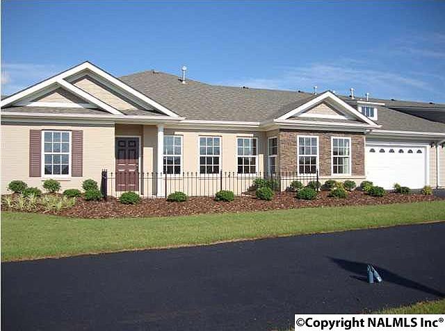 1st image of 2 Moore Farm Cir NW