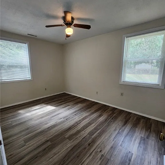 1524 Laberta Ct — Photo 7