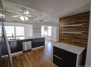 9271 NW 25th Ct, Sunrise, FL 33322