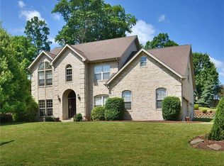 319 Newbury Dr, Monroeville, PA 15146
