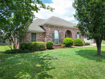 256 Camelot Way, Brandon, MS, 39047