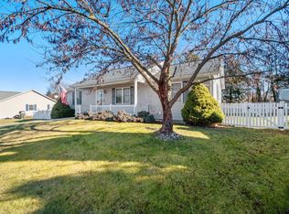 7 Falcon Ln, Weyers Cave, VA 24486