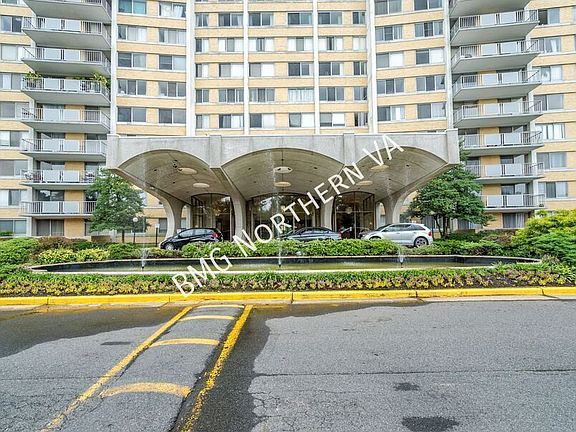 2nd image of 301 N Beauregard St APT 609
