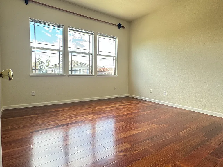 25178 Century Oaks Cir — Photo 39