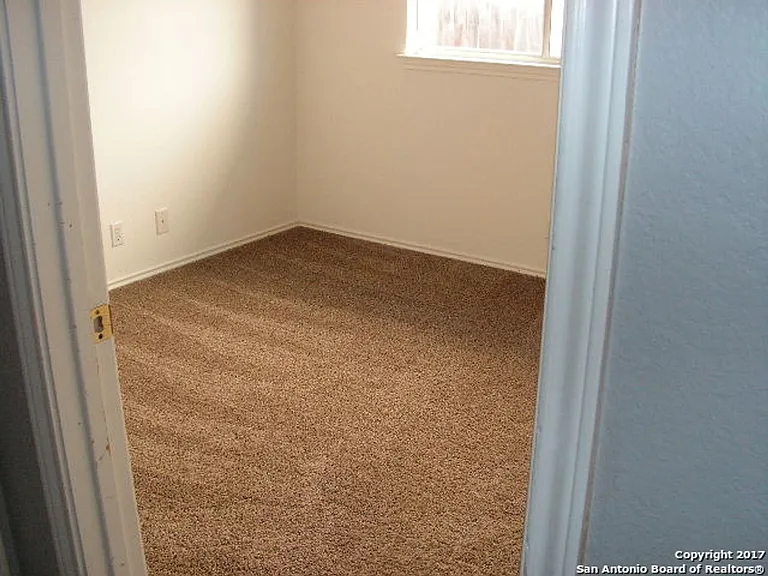 6602 Nora Vista Way — Photo 2