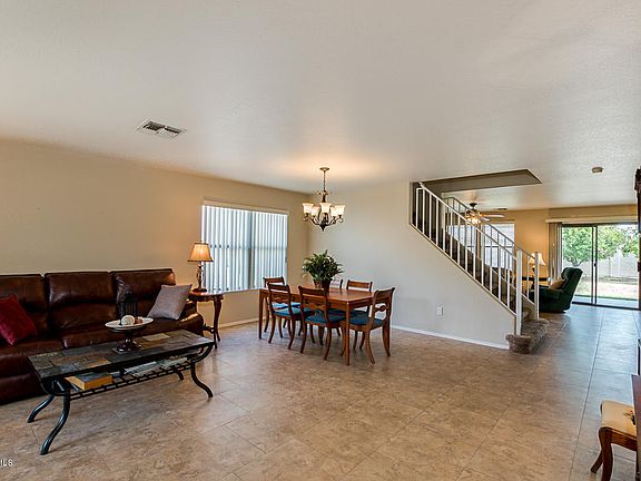 4th image of 10527 W Daley Ln