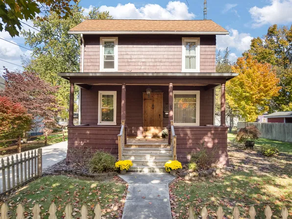 818 College Ave, Adrian, MI 49221