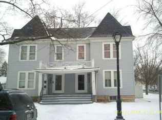 353-355 Spruce St, Aurora, IL 60506