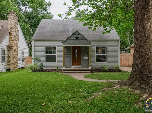 1180 SW Collins Ave, Topeka, KS 66604