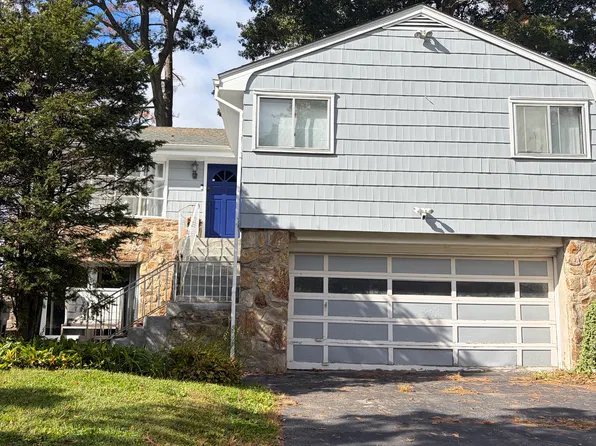 389 Griffin Ave, Bridgeport, CT 06606