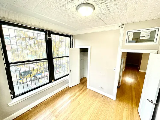Rented by Pear NYC LLC | media 2