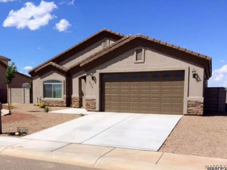 1st image of 3075 E Dafne Avenue