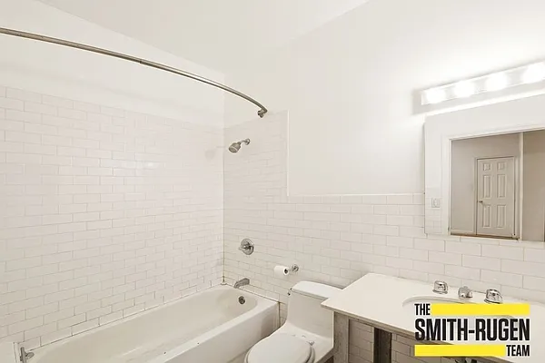 Rented by R New York | media 37