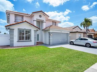 16026 SW 66th Ter, Miami, FL 33193