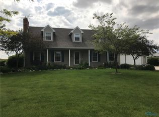 14661 New Rochester Rd, Pemberville, OH 43450