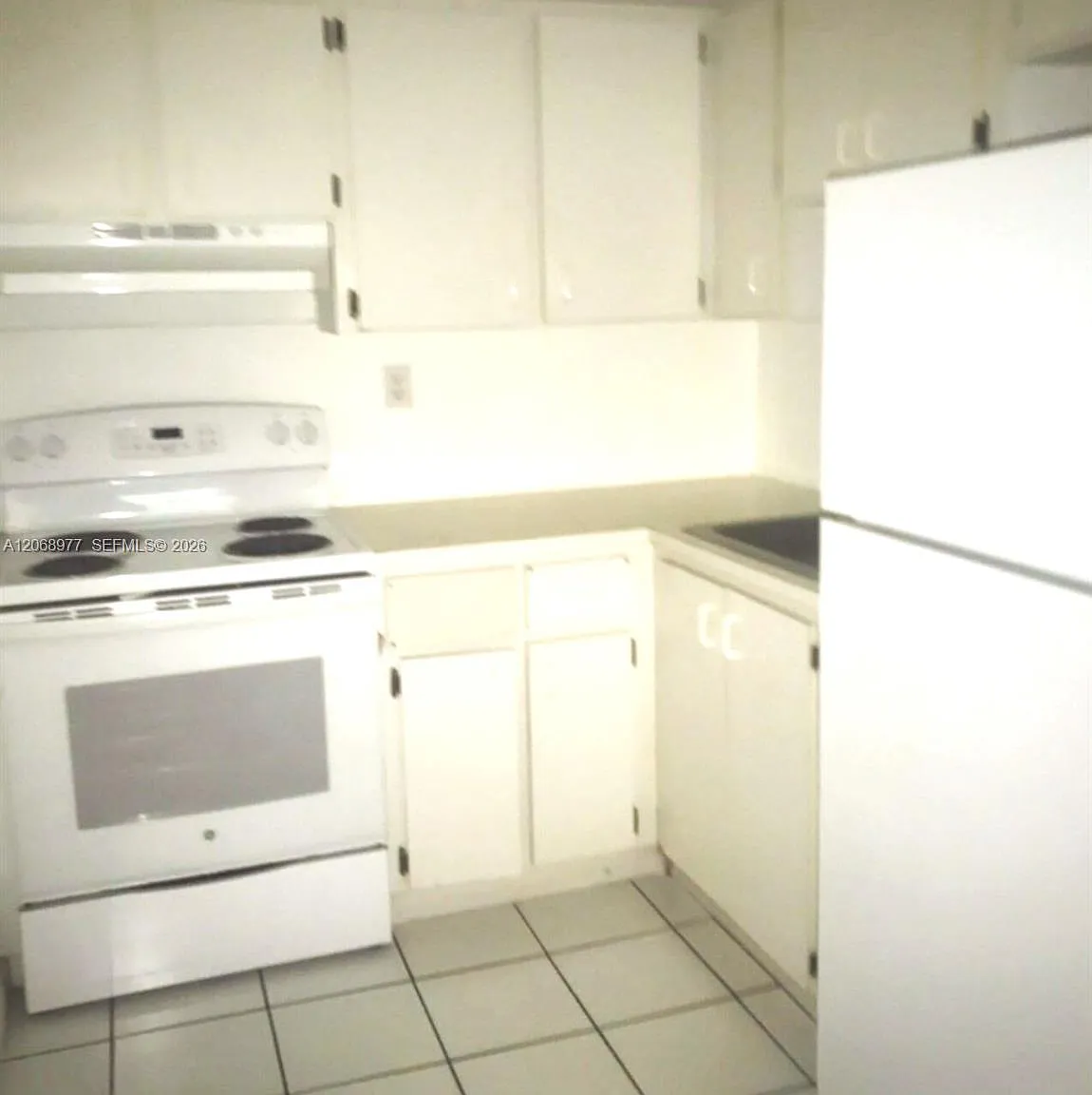 New World Condo Apts Iv — Photo 3