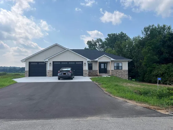 3783 Westpoint Rd, Green Bay, WI 54313