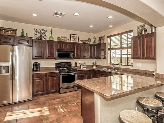 5th image of 2424 W Dusty Wren Dr