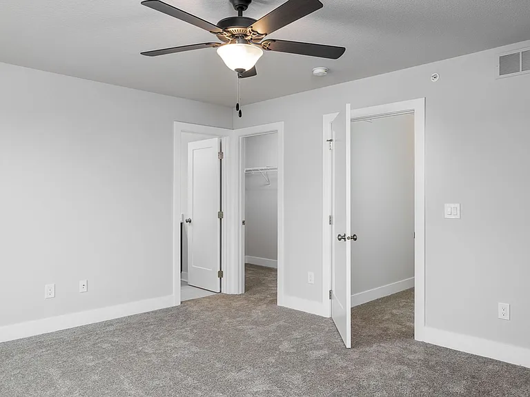 Hughes Century Crossing Townhomes — Photo 19