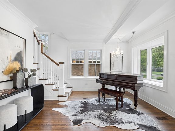 3rd image of 5116 Woodland Ave