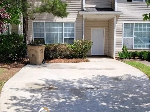 6728 Teresa Ln, Rex, GA 30273