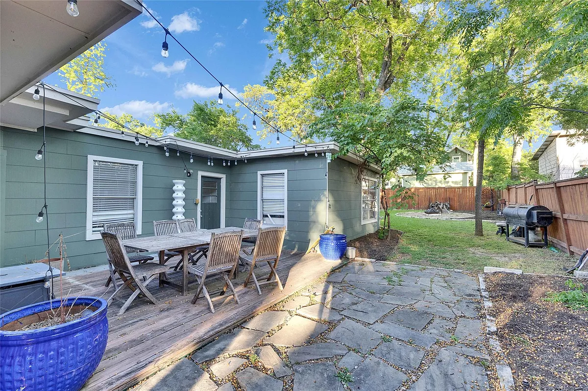 Building Photo - 4607 Evans Ave #B