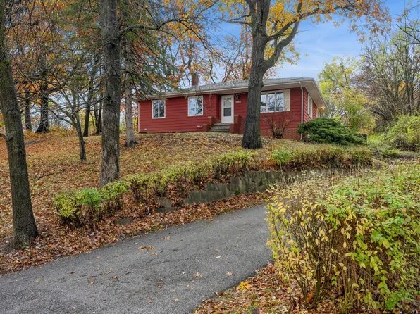 3809 Indianapolis Ave, Des Moines, IA 50317