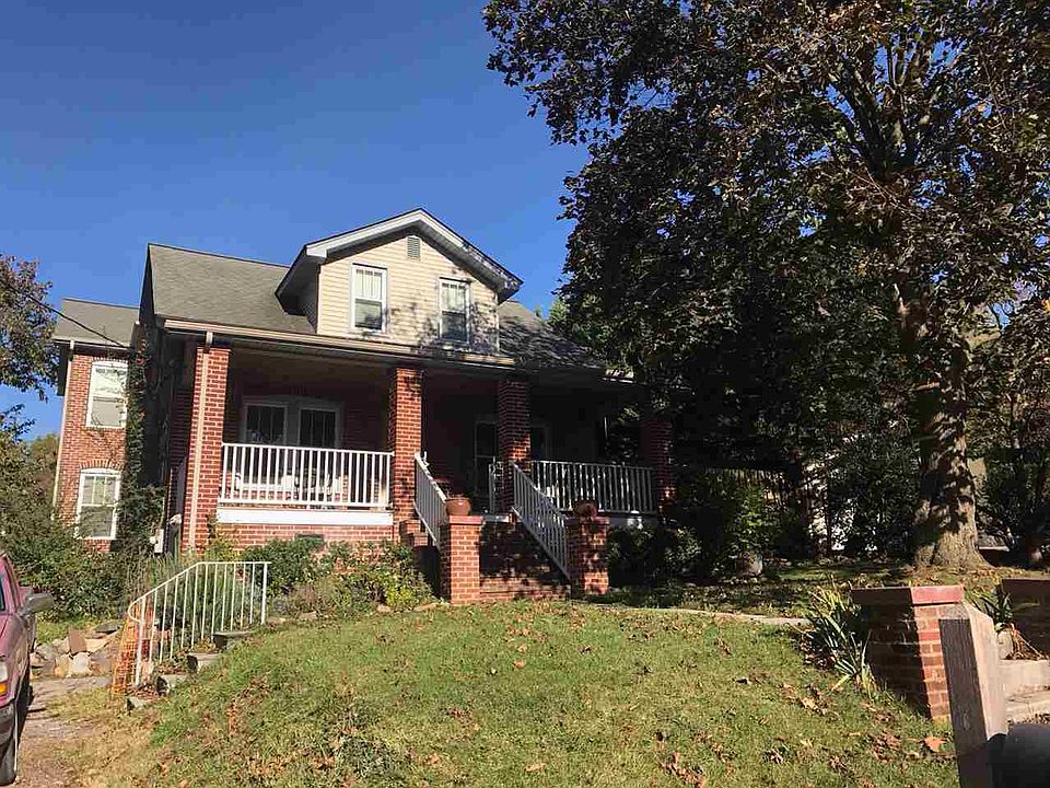 2nd image of 110 E Weaver Ave