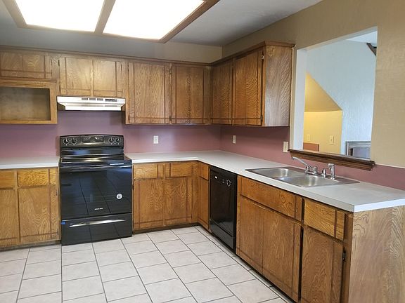 4th image of 4030 NW Ozmun Ave APT B